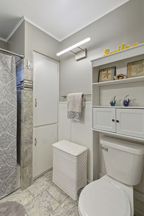 Tiny photo for 2136 N Zenith Avenue, Davenport, IA 52804 (MLS # 12625969)