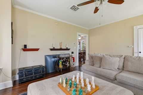 Tiny photo for 2136 N Zenith Avenue, Davenport, IA 52804 (MLS # 12625969)