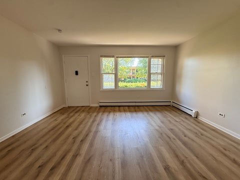 Tiny photo for 20 King Arthur Court #6, Northlake, IL 60164 (MLS # 12796161)