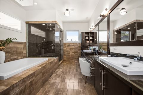 Tiny photo for 1931 W CORNELIA Avenue, Chicago, IL 60657 (MLS # 12491220)
