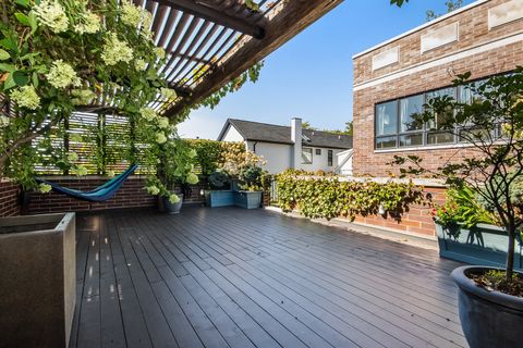 Tiny photo for 1931 W CORNELIA Avenue, Chicago, IL 60657 (MLS # 12491220)