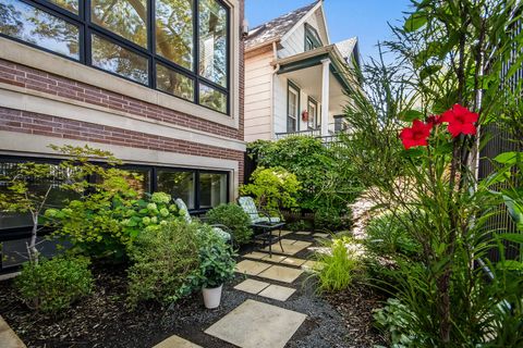 Tiny photo for 1931 W CORNELIA Avenue, Chicago, IL 60657 (MLS # 12491220)