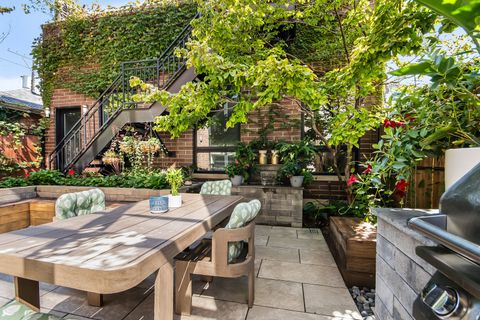 Tiny photo for 1931 W CORNELIA Avenue, Chicago, IL 60657 (MLS # 12491220)