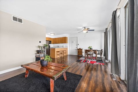 Tiny photo for 5535 E Lake Drive #2D, Lisle, IL 60532 (MLS # 12680018)
