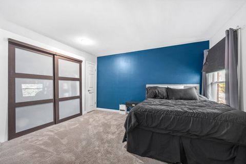 Tiny photo for 5535 E Lake Drive #2D, Lisle, IL 60532 (MLS # 12680018)
