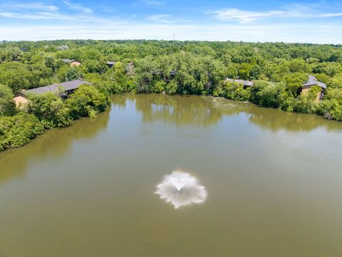 Tiny photo for 5535 E Lake Drive #2D, Lisle, IL 60532 (MLS # 12680018)