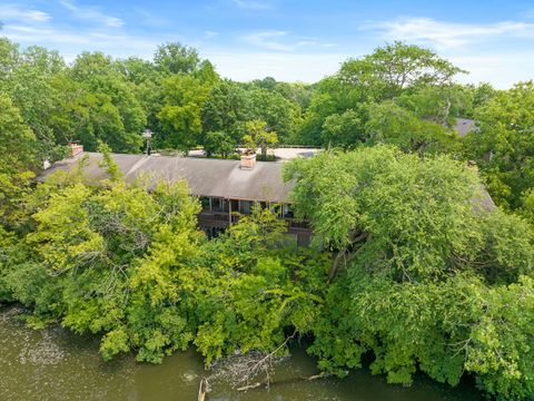 Tiny photo for 5535 E Lake Drive #2D, Lisle, IL 60532 (MLS # 12680018)