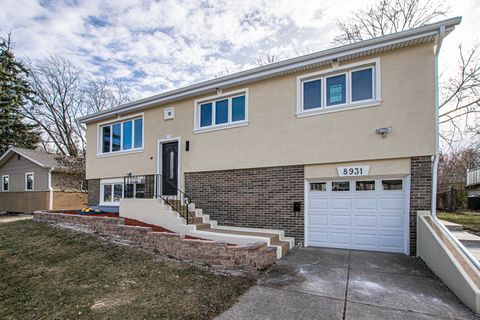 A home in Hickory Hills