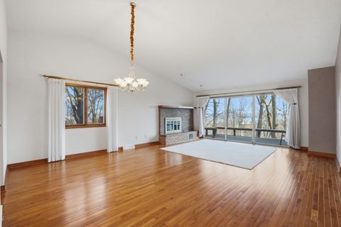 Tiny photo for 4828 6th Avenue Drive, Moline, IL 61265 (MLS # 12603655)