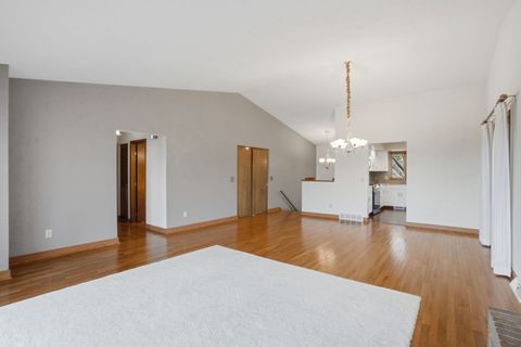 Tiny photo for 4828 6th Avenue Drive, Moline, IL 61265 (MLS # 12603655)