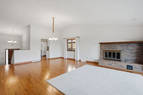 Tiny photo for 4828 6th Avenue Drive, Moline, IL 61265 (MLS # 12603655)