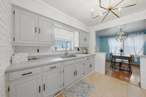 Tiny photo for 7920 W 91st Street, Hickory Hills, IL 60457 (MLS # 12714402)