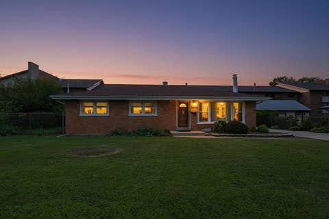 Tiny photo for 7920 W 91st Street, Hickory Hills, IL 60457 (MLS # 12714402)