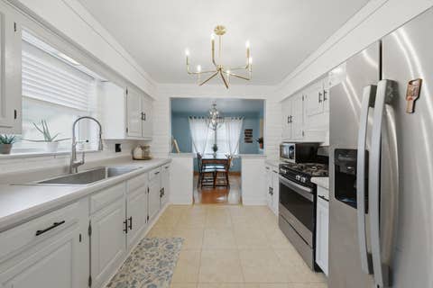 Tiny photo for 7920 W 91st Street, Hickory Hills, IL 60457 (MLS # 12714402)