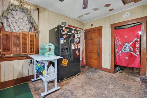 Tiny photo for 626 8th Avenue S, Clinton, IA 52732 (MLS # 12693250)
