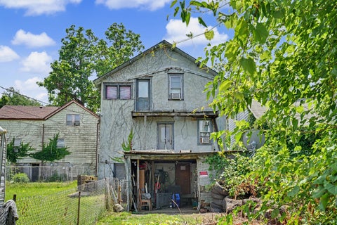Tiny photo for 626 8th Avenue S, Clinton, IA 52732 (MLS # 12693250)