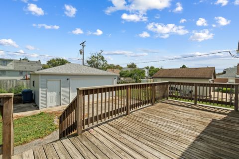 Tiny photo for 335 N WOLF Road, Northlake, IL 60164 (MLS # 12484142)