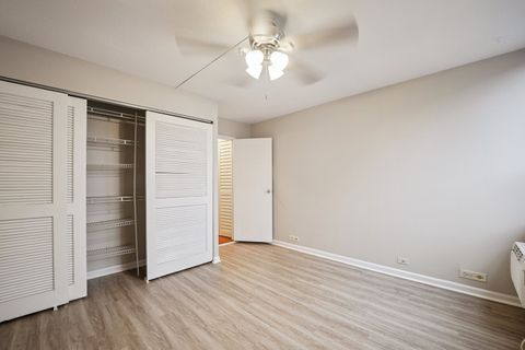 Tiny photo for 2740 N Pine Grove Avenue #6B, Chicago, IL 60614 (MLS # 12599795)