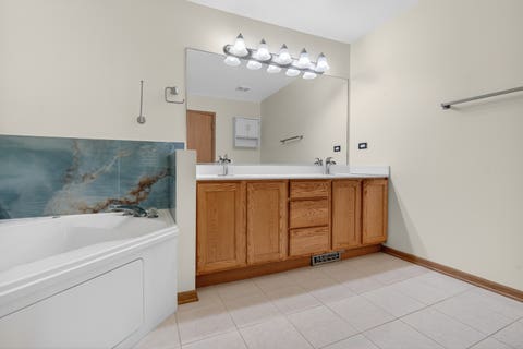 Tiny photo for 2520 Cedar Glen Drive N, Lynwood, IL 60411 (MLS # 12655588)