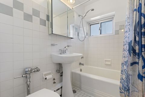 Tiny photo for 4960 N Marine Drive #415, Chicago, IL 60640 (MLS # 12628089)