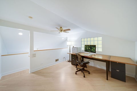 Tiny photo for 16373 W Menna Lane, Lincolnshire, IL 60069 (MLS # 12689249)