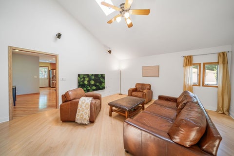 Tiny photo for 16373 W Menna Lane, Lincolnshire, IL 60069 (MLS # 12689249)