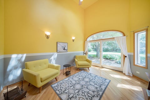 Tiny photo for 16373 W Menna Lane, Lincolnshire, IL 60069 (MLS # 12689249)