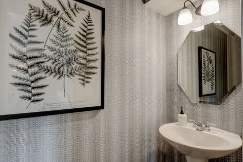 Tiny photo for 532 Endicott Road, South Elgin, IL 60177 (MLS # 12432904)