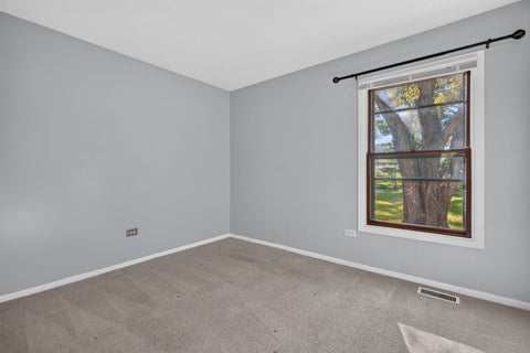 Tiny photo for 1840 Shetland Drive, Wheaton, IL 60189 (MLS # 12784125)