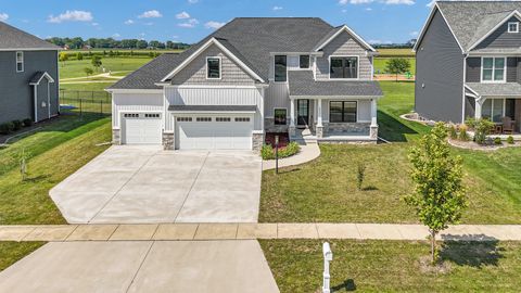 Photo of 4812 Oakdale Drive, Champaign, IL 61822 (MLS # 12159178)