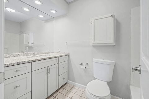 Tiny photo for 395 Washington Boulevard, Hoffman Estates, IL 60169 (MLS # 12561758)