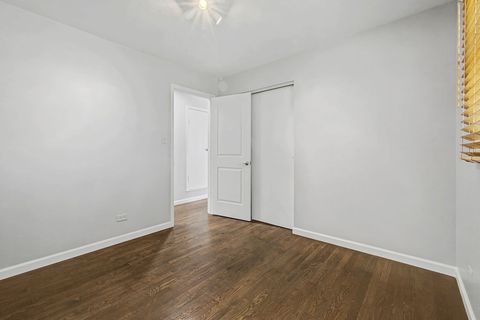 Tiny photo for 395 Washington Boulevard, Hoffman Estates, IL 60169 (MLS # 12561758)