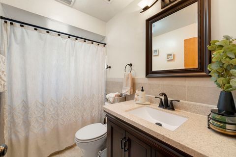 Tiny photo for 100 Des Plaines Lane, Hoffman Estates, IL 60169 (MLS # 12534076)