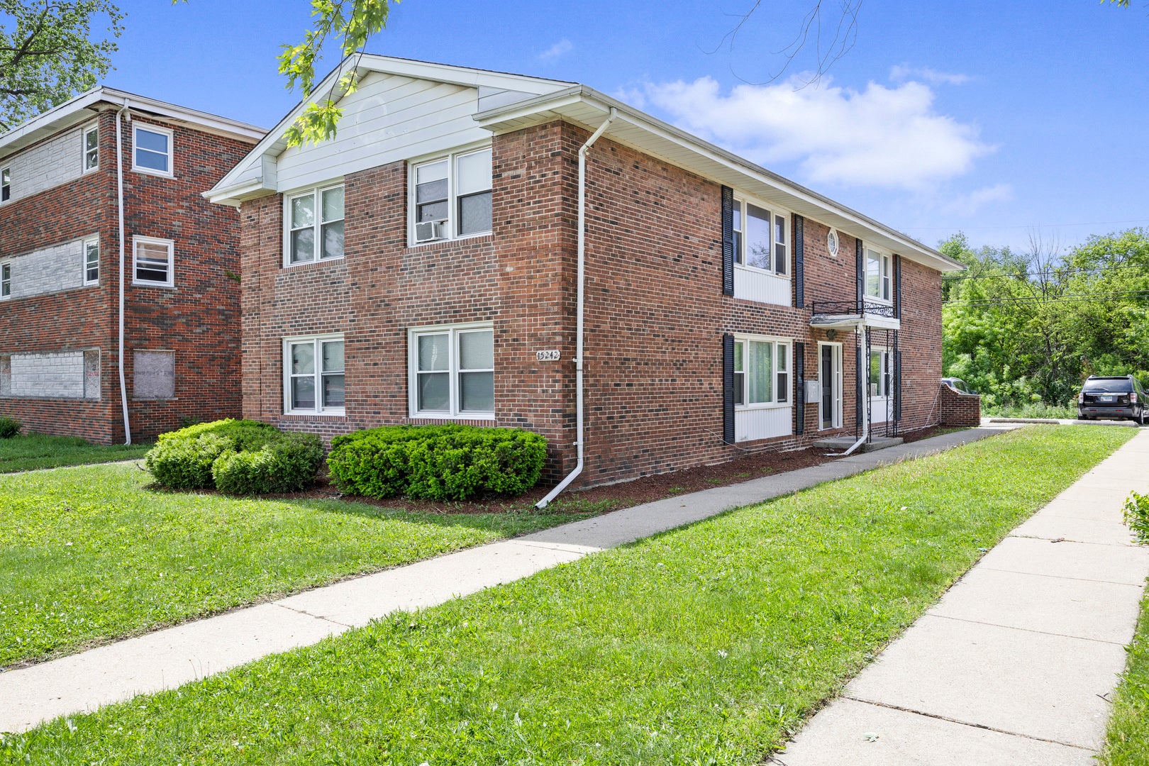15242 Chicago Road