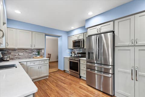 Tiny photo for 619 Dawes Street, Libertyville, IL 60048 (MLS # 12712160)