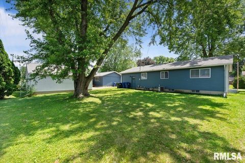 Tiny photo for 3518 W GARFIELD Street, Davenport, IA 52804 (MLS # QC4268775)