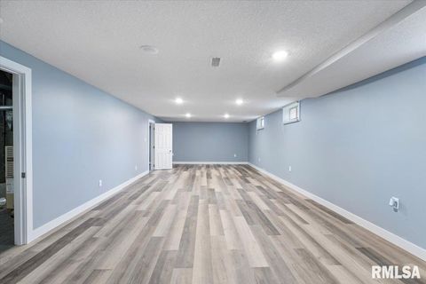 Tiny photo for 3518 W GARFIELD Street, Davenport, IA 52804 (MLS # QC4268775)