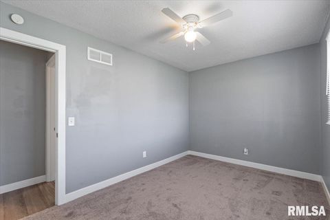 Tiny photo for 3518 W GARFIELD Street, Davenport, IA 52804 (MLS # QC4268775)