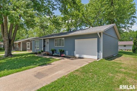 Tiny photo for 3518 W GARFIELD Street, Davenport, IA 52804 (MLS # QC4268775)