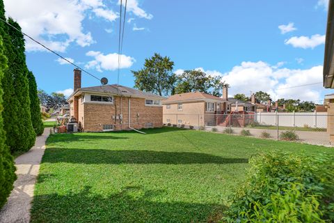 Tiny photo for 3109 Wilcox Avenue, Bellwood, IL 60104 (MLS # 12524563)