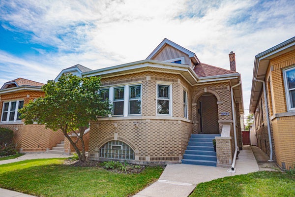 5253 W WRIGHTWOOD AVE, CHICAGO, IL 60639 - Image c8f8882dfd4086519a03cbfd89abe5ef/2559121339