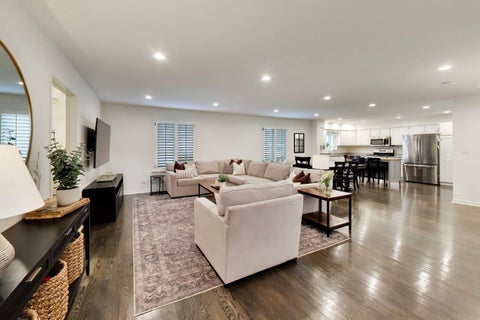 Tiny photo for 836 N Fernandez Avenue, Arlington Heights, IL 60004 (MLS # 12791689)