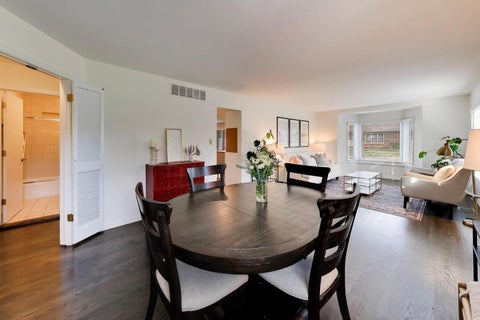 Tiny photo for 836 N Fernandez Avenue, Arlington Heights, IL 60004 (MLS # 12791689)