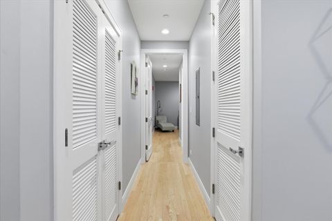 Tiny photo for 715 South Boulevard #301, Oak Park, IL 60302 (MLS # 12569339)