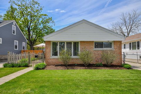 4132 Blanchan Avenue Brookfield IL 60513
