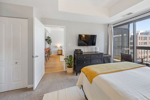 Tiny photo for 1212 N Wells Street #1602, Chicago, IL 60610 (MLS # 12604608)