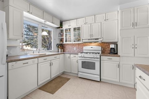 Tiny photo for 6116 Running Iron Drive, Crystal Lake, IL 60012 (MLS # 12578059)