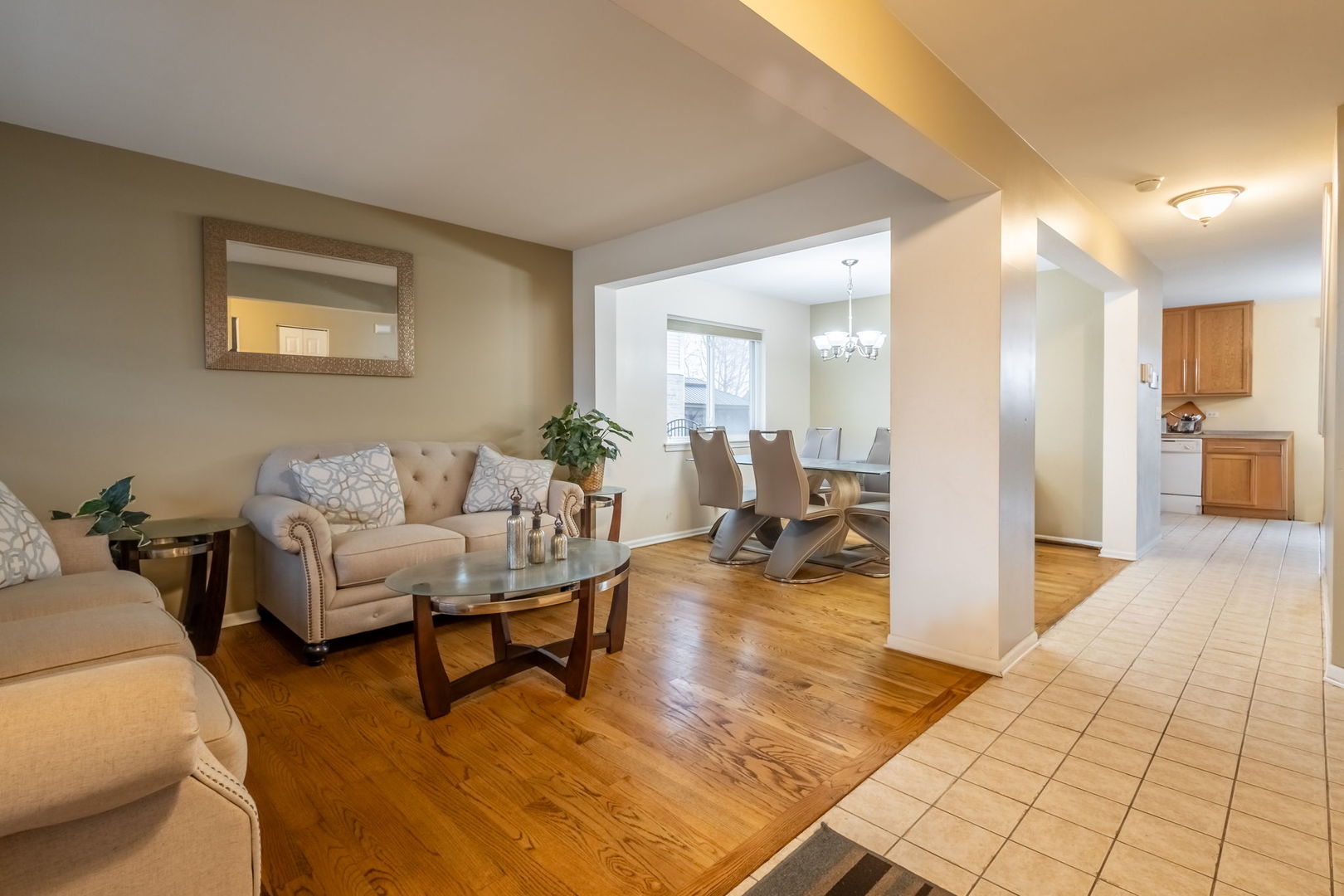 2285 Queensbridge Drive