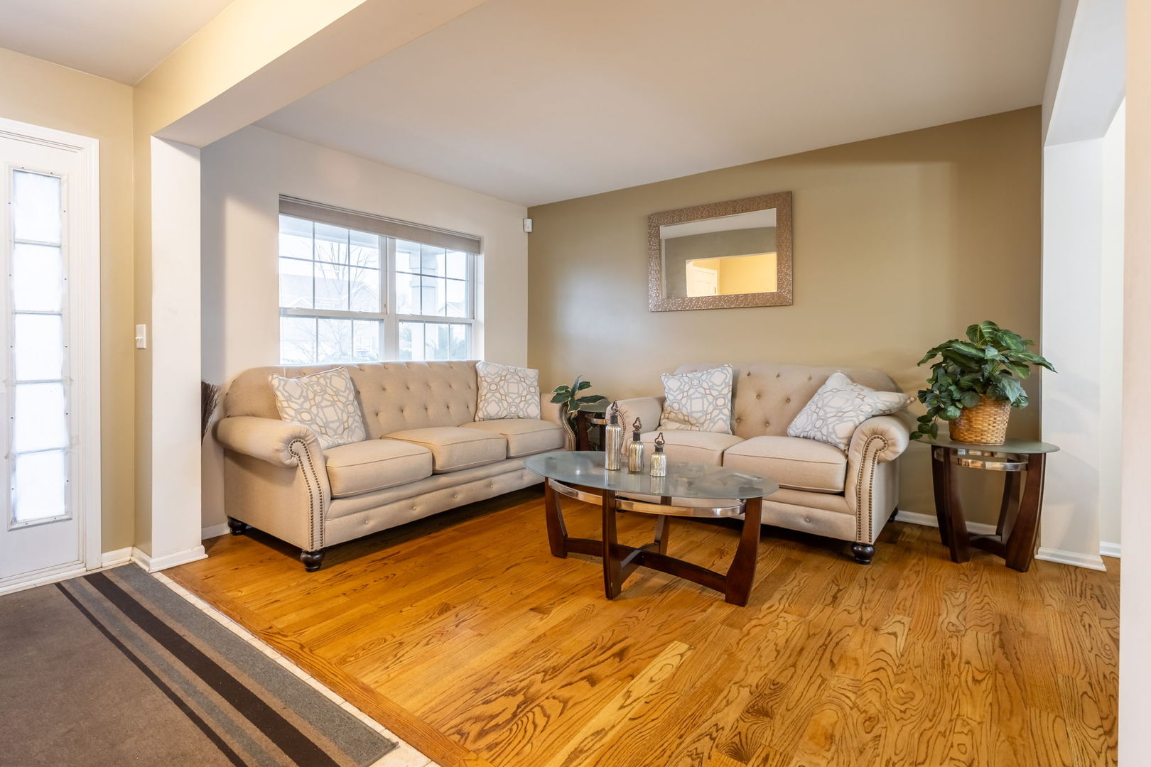 2285 Queensbridge Drive