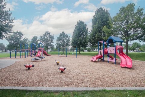 Tiny photo for 3031 Settlers Parkway, Elgin, IL 60124 (MLS # 12466785)